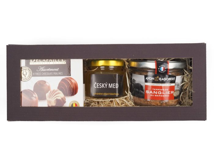 Dárkový balíček Choco Ragobert Dárková krabička v sobě ukrývá pralinky z belgické čokolády, pravý český med z Kokořínska a kančí terinu s bergeracem. Všechny pochutiny jsou baleny v elegantní a ekologické papírové krabičce. Obdarujte s chutí malým degustačním zážitkem.